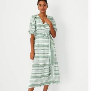 Ann Taylor Puff sleeve green and white midi dress
